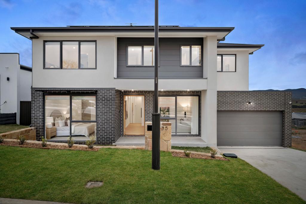 35 Sherrard Cres, Macnamara, ACT 2615