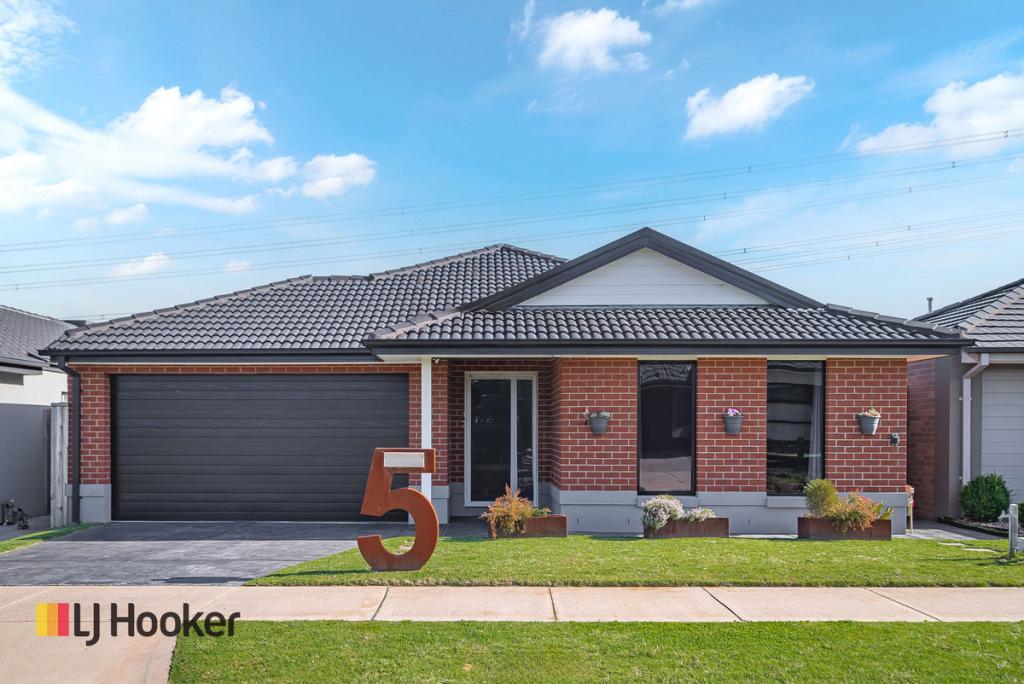 5 GINGER CRES, MICKLEHAM, VIC 3064