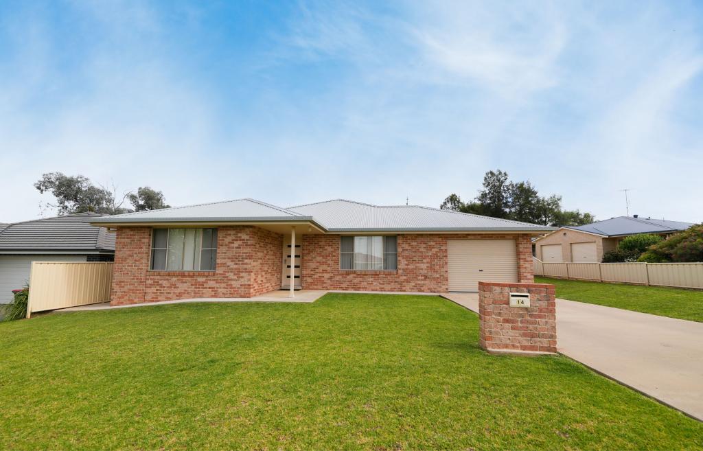 14 Basil Ave, Parkes, NSW 2870