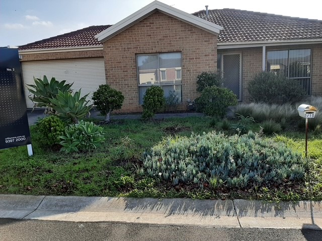2/10 Macadamia Gr, Werribee, VIC 3030