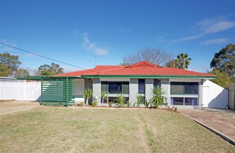 8 Kingia Pl, Pinjarra, WA 6208