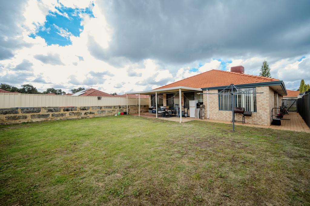 2 Polesden Cl, Hocking, WA 6065