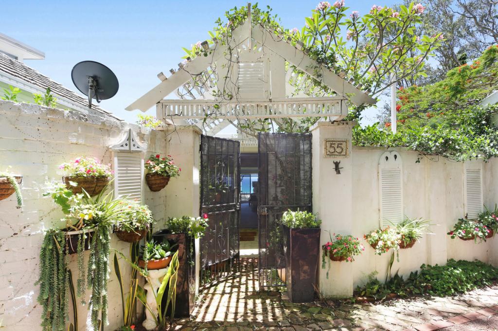 55 George St, Burleigh Heads, QLD 4220