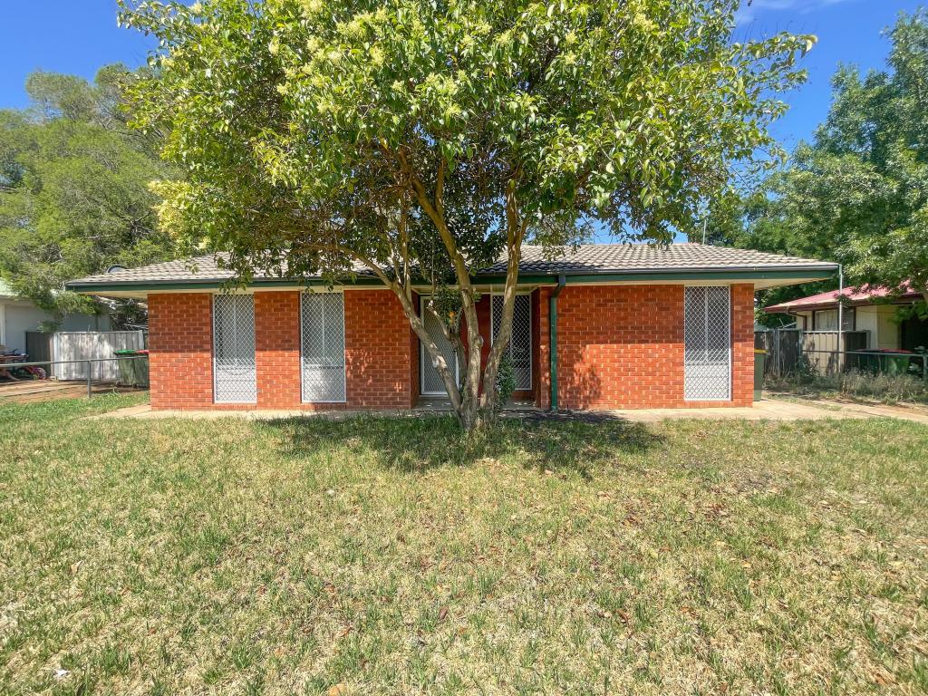 9 Crouch St, Forbes, NSW 2871