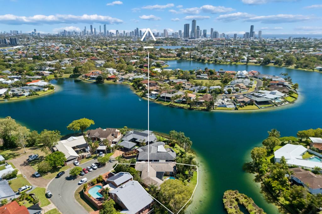 30 Peninsula Ct, Mermaid Waters, QLD 4218
