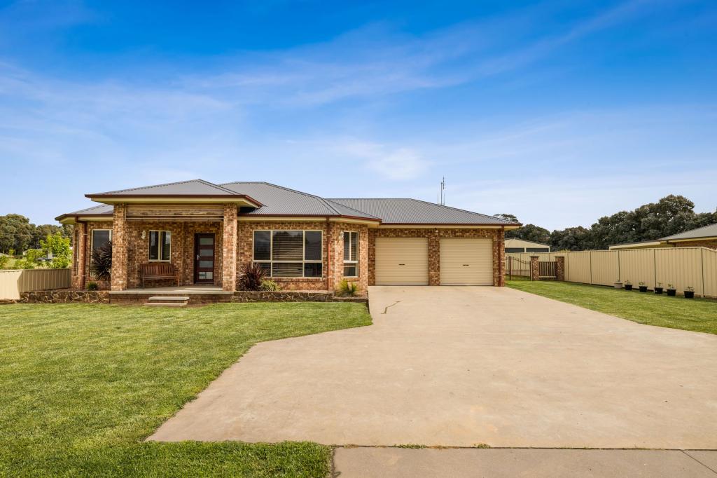 36 Tait St, Crookwell, NSW 2583