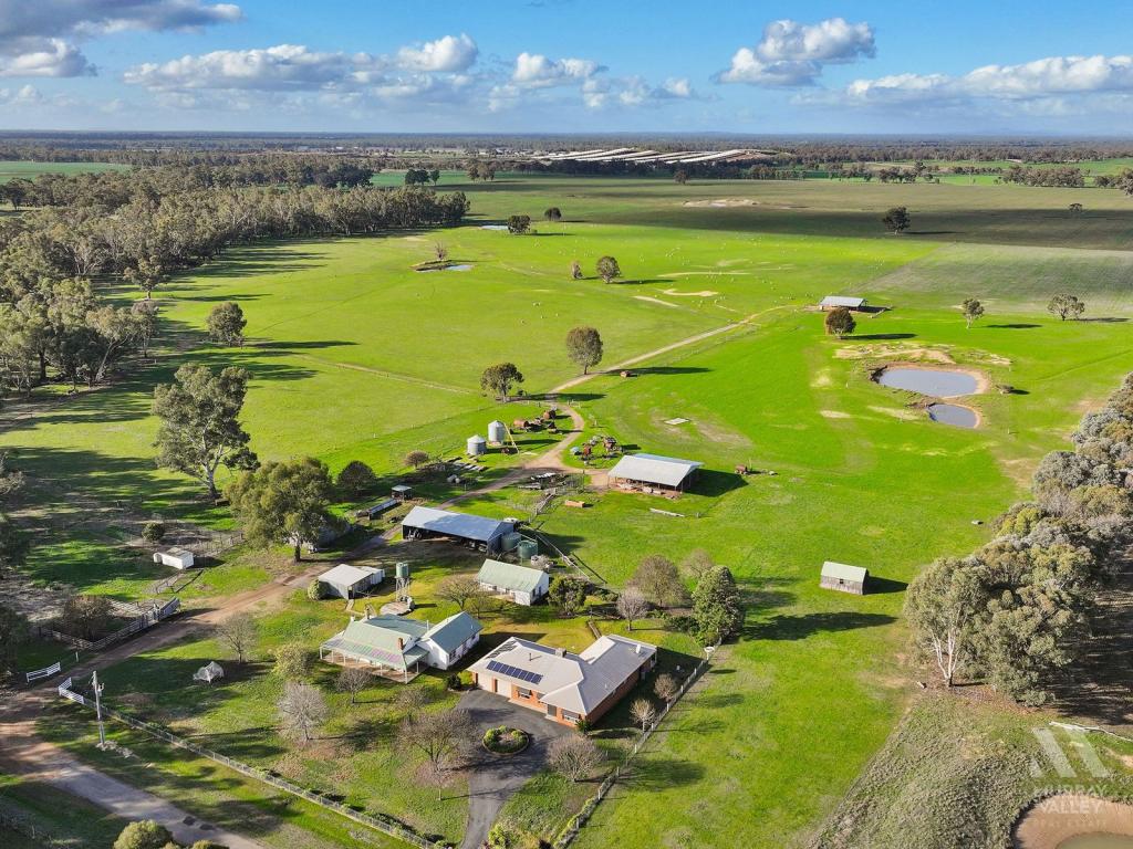 208 Mattamia Rd, Peechelba, VIC 3678