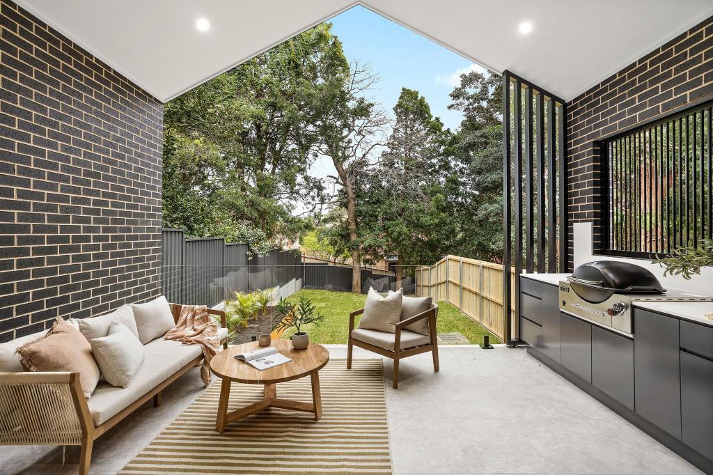 4b Elizabeth St, Mangerton, NSW 2500