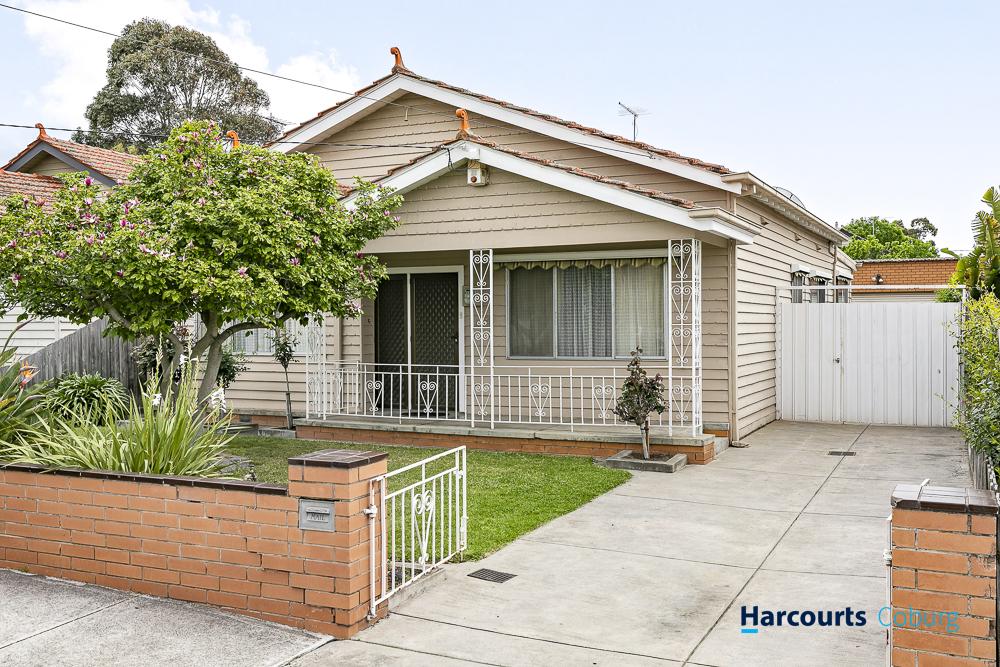 33 Huntington Gr, Coburg, VIC 3058