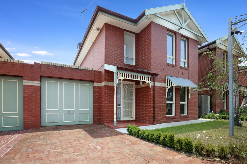 14 Silverbirch Rise, Mill Park, VIC 3082