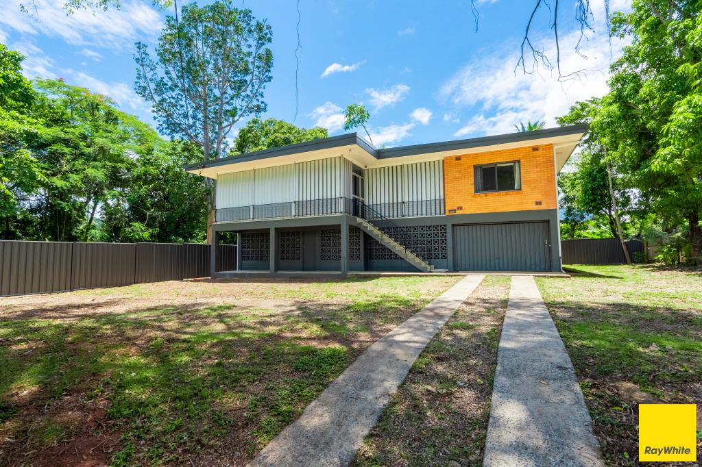 391-393 Kamerunga Rd, Redlynch, QLD 4870