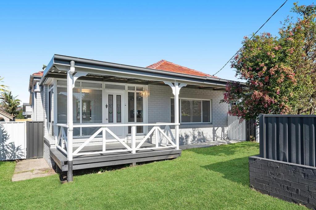 15 Kentwell Rd, Allambie Heights, NSW 2100