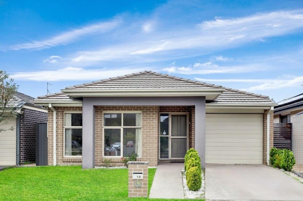 10 Tucker St, Ropes Crossing, NSW 2760