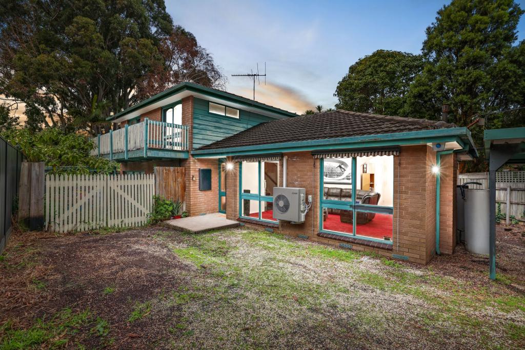 7 Faversham Sq, Ferntree Gully, VIC 3156