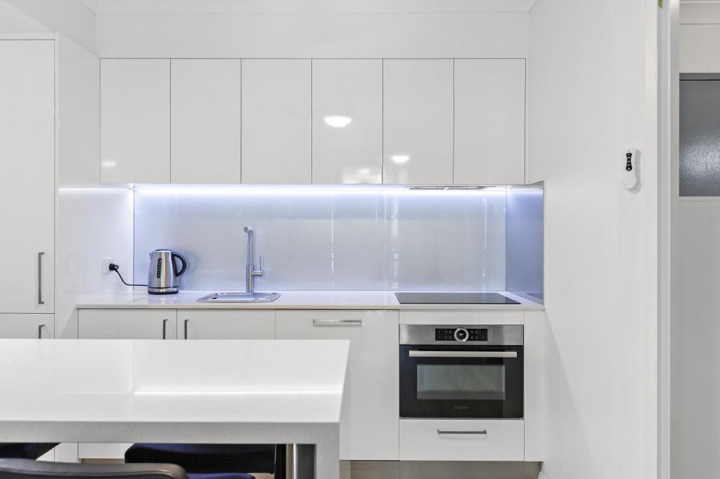 323/99 GRIFFITH ST, COOLANGATTA, QLD 4225