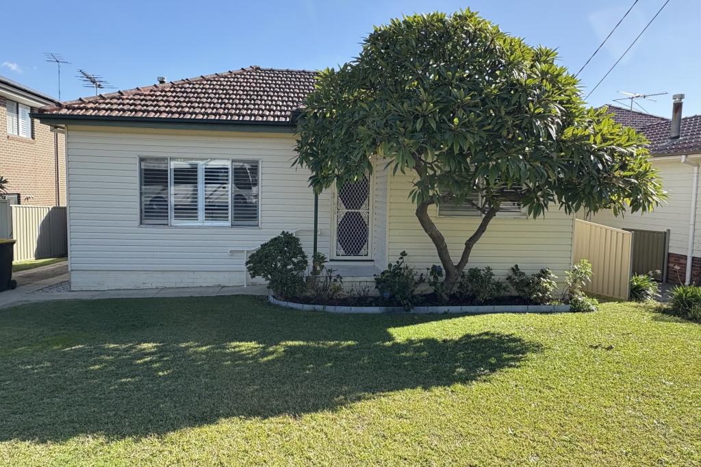 94 Bungaree Rd, Toongabbie, NSW 2146