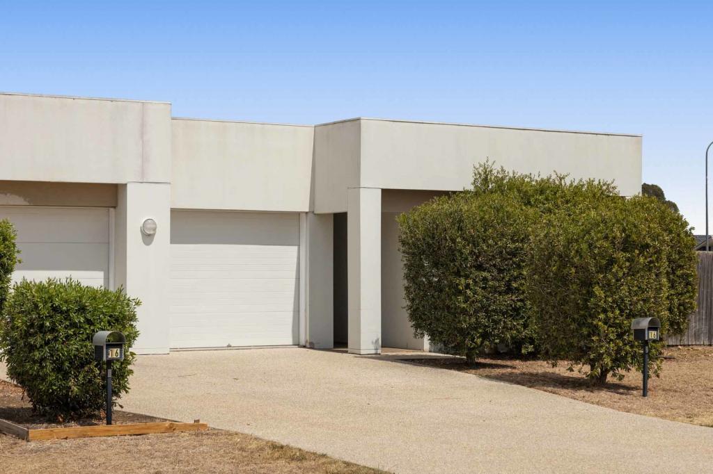16 TARCOOLA ST, WYREEMA, QLD 4352
