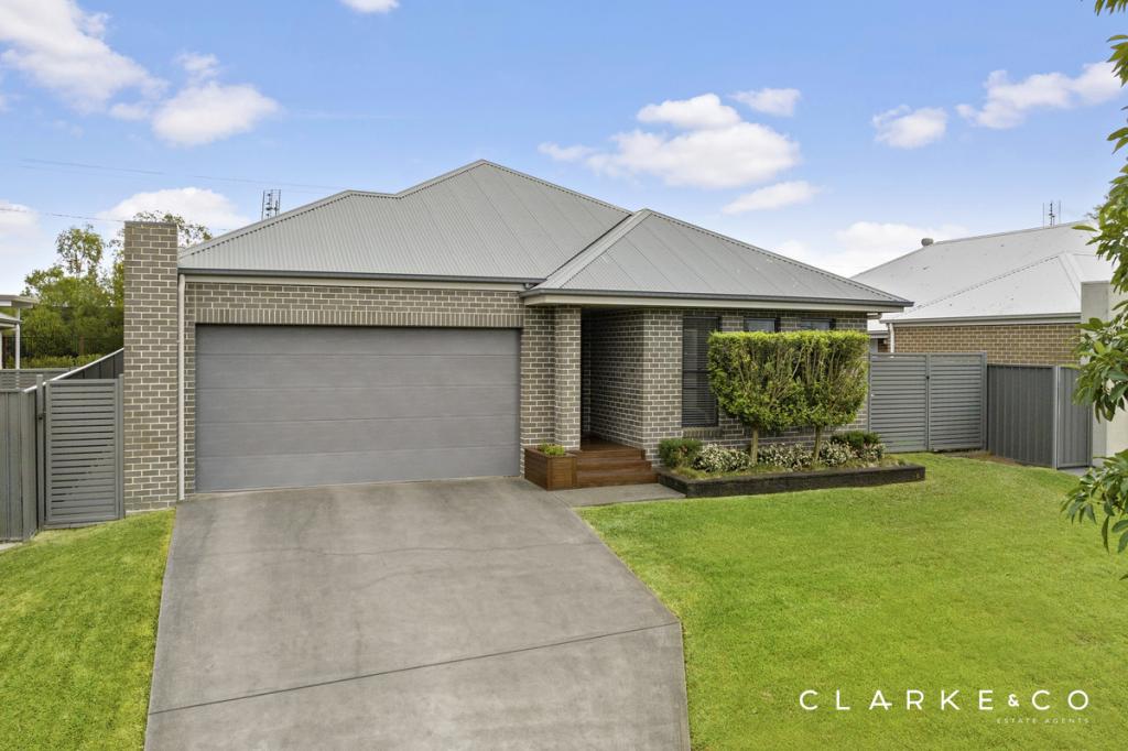 77 Radiant Ave, Bolwarra Heights, NSW 2320