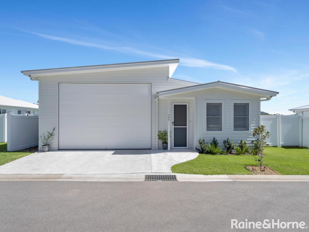 206/85 SHEEHANS LANE, GULMARRAD, NSW 2463