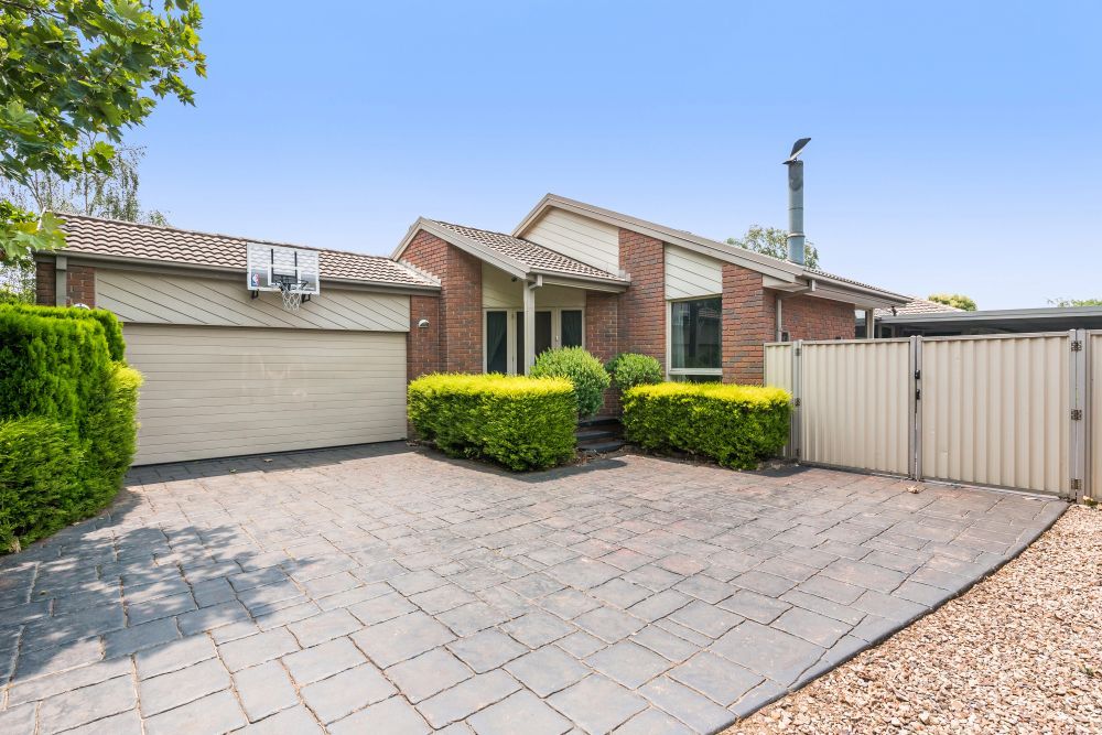 2 Mcfarlane Ct, Lysterfield, VIC 3156