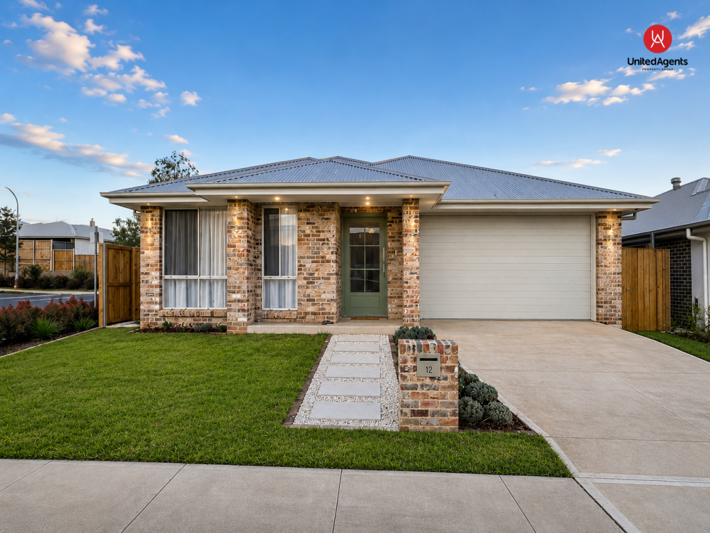 12 Saintly St, Menangle Park, NSW 2563