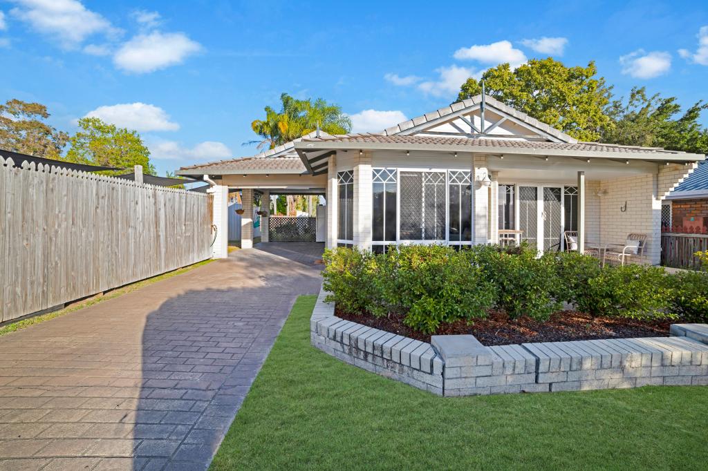 8 Cassia St, Norman Gardens, QLD 4701