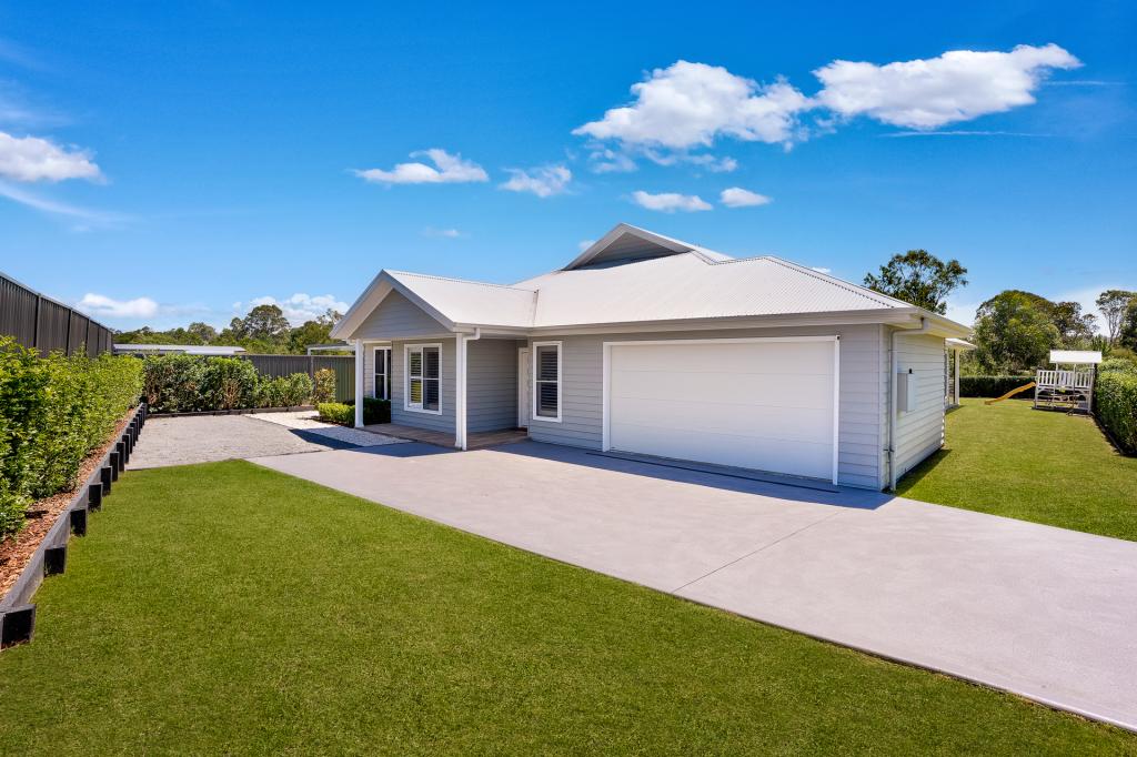 16 Tyrrell Pl, The Oaks, NSW 2570