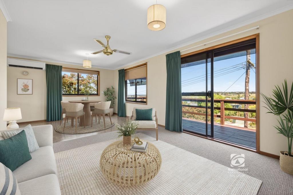 5 Uplands Ave, Lakes Entrance, VIC 3909