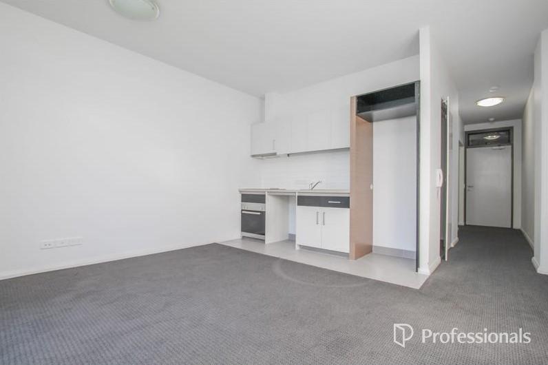 8/6 Points Way, Cockburn Central, WA 6164
