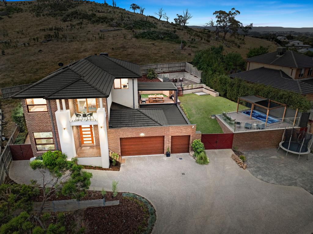 5 BOX HEDGE CT, SOUTH MORANG, VIC 3752