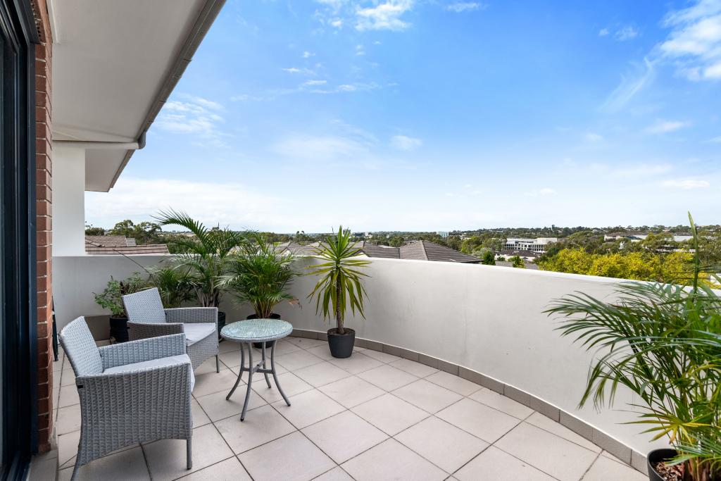203/2-4 Parc Guell Dr, Campbelltown, NSW 2560