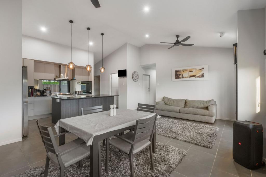 6 Ferry Pl, Logan Village, QLD 4207