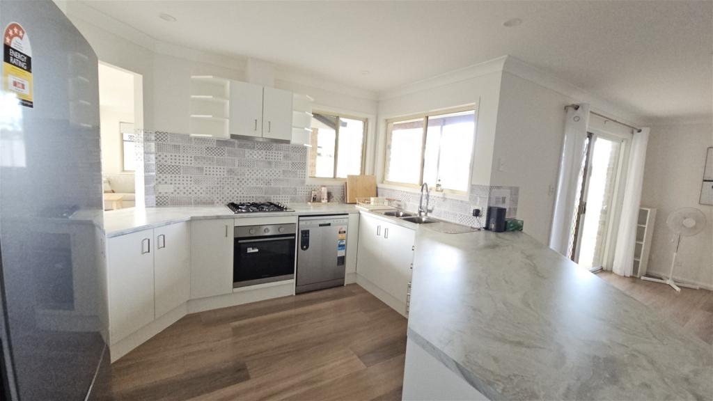 3 Boronia Ct, Ormeau, QLD 4208