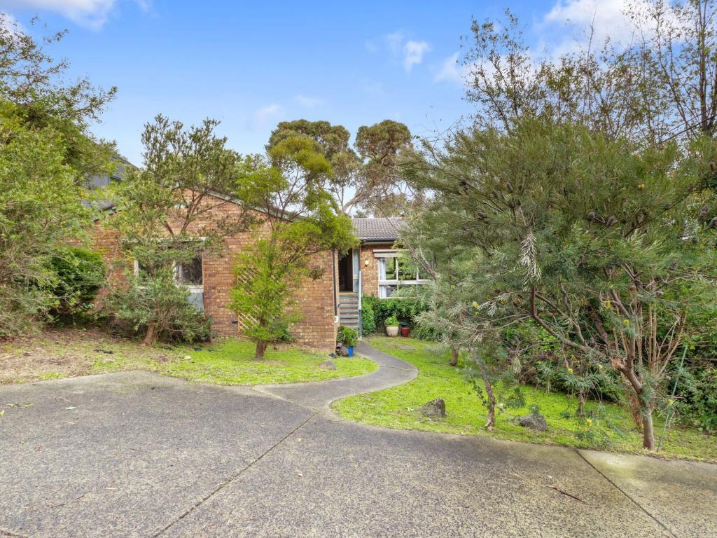 24 Warrabel Rd, Ferntree Gully, VIC 3156