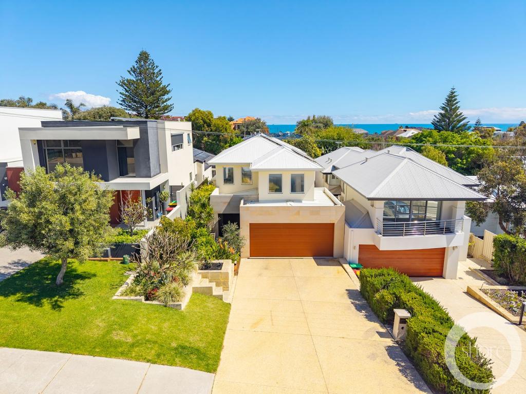 11b Oliver St, Scarborough, WA 6019