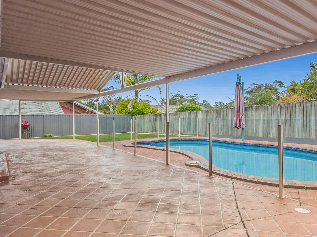 95 Karawatha Dr, Mountain Creek, QLD 4557