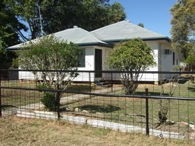 130 Thistle St, Blackall, QLD 4472