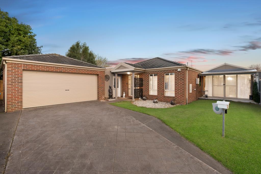 4 Shaz Ct, Berwick, VIC 3806