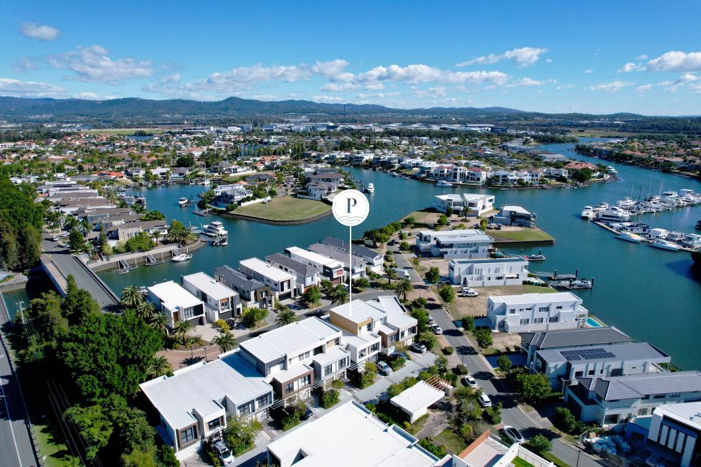 5103 Point Dr, Hope Island, QLD 4212
