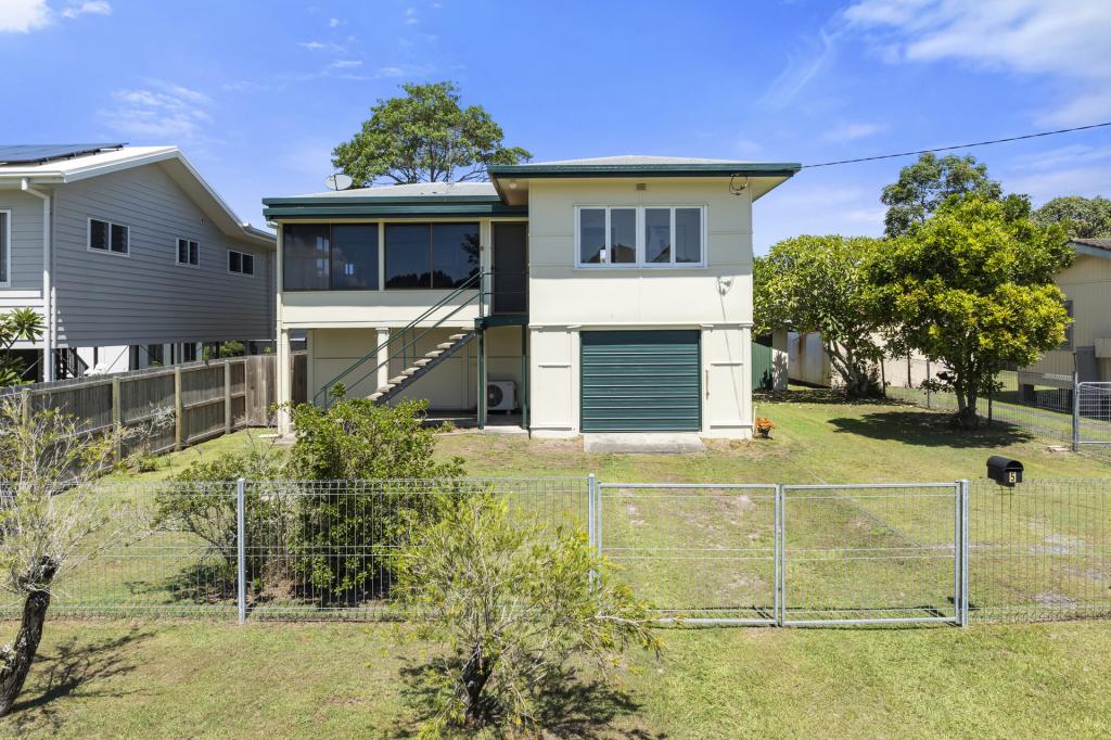 5 Waugh St, Chinderah, NSW 2487