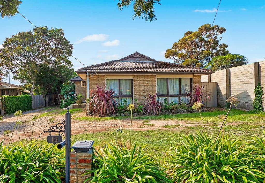 13 Frawley Rd, Eumemmerring, VIC 3177