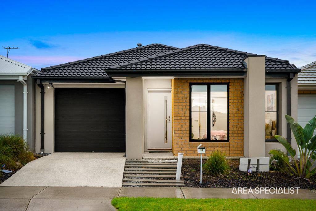 39 Inglewood Dr, Werribee, VIC 3030