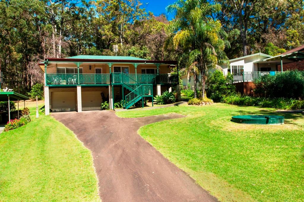 53 Cove Bvd, North Arm Cove, NSW 2324
