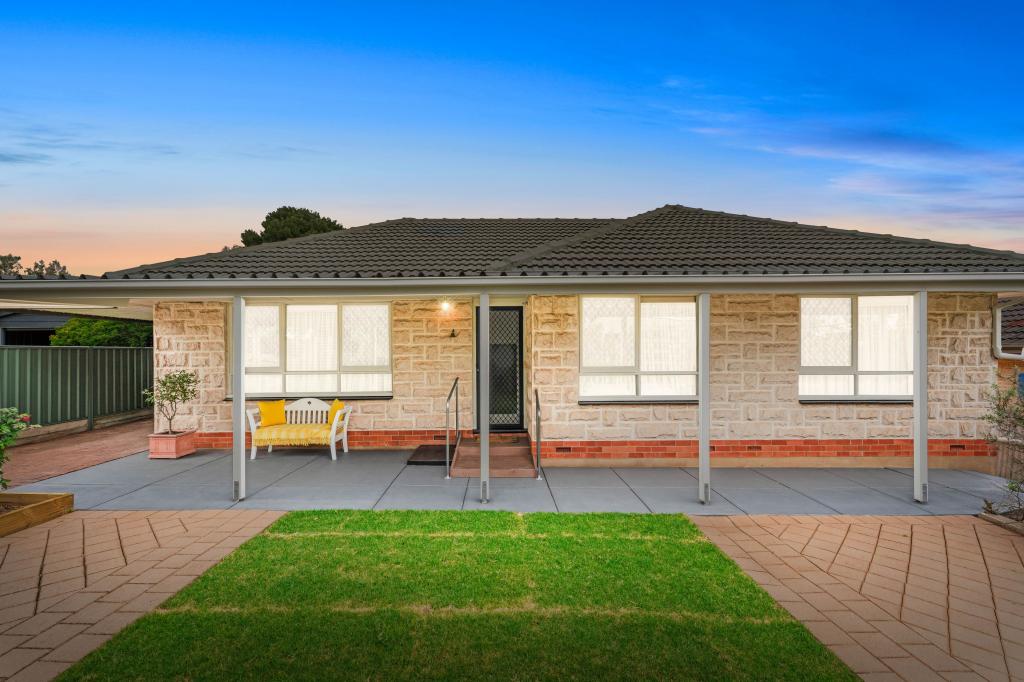18 MORGALA DR, HOLDEN HILL, SA 5088