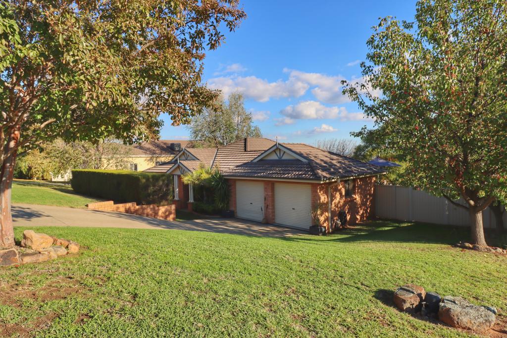3 Paris Pl, Cowra, NSW 2794