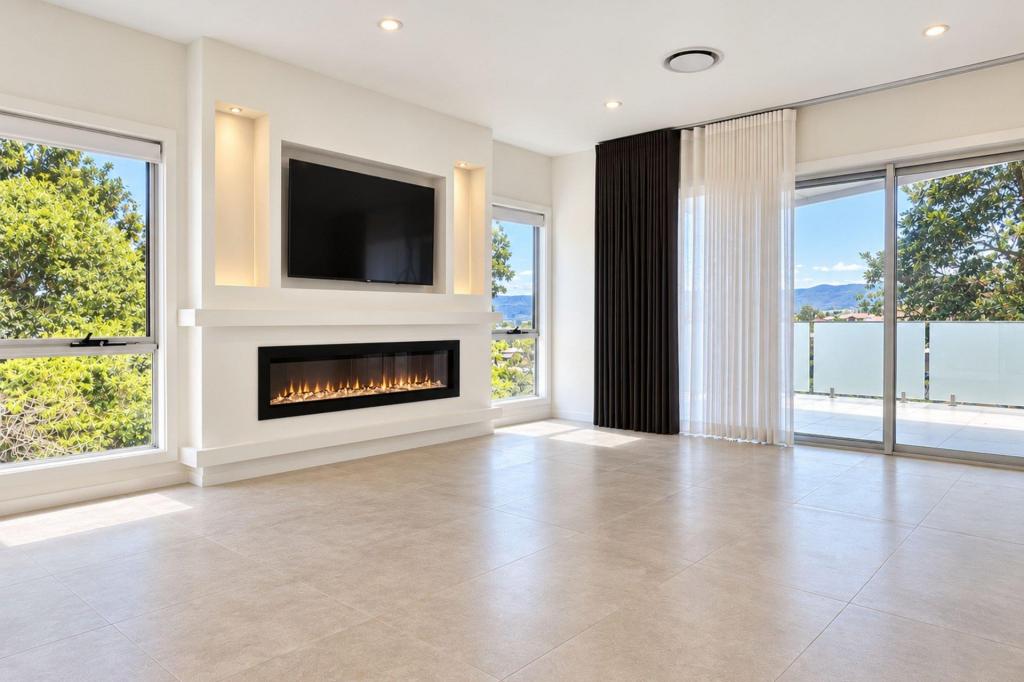 2/37 Whimbrel Ave, Lake Heights, NSW 2502