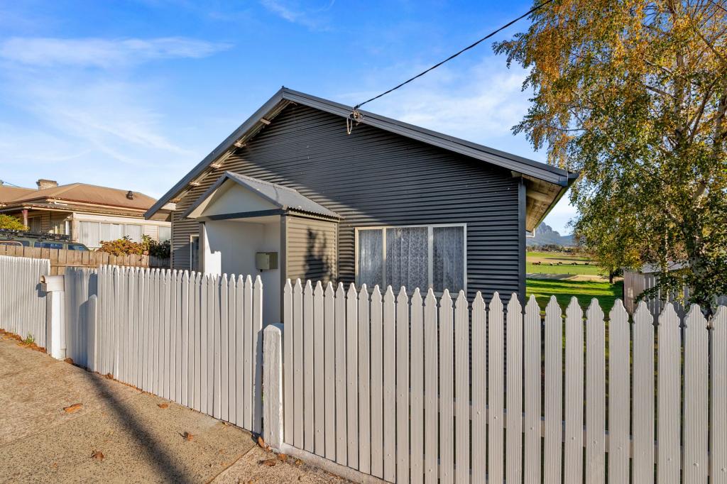 26 MAIN ST, SHEFFIELD, TAS 7306