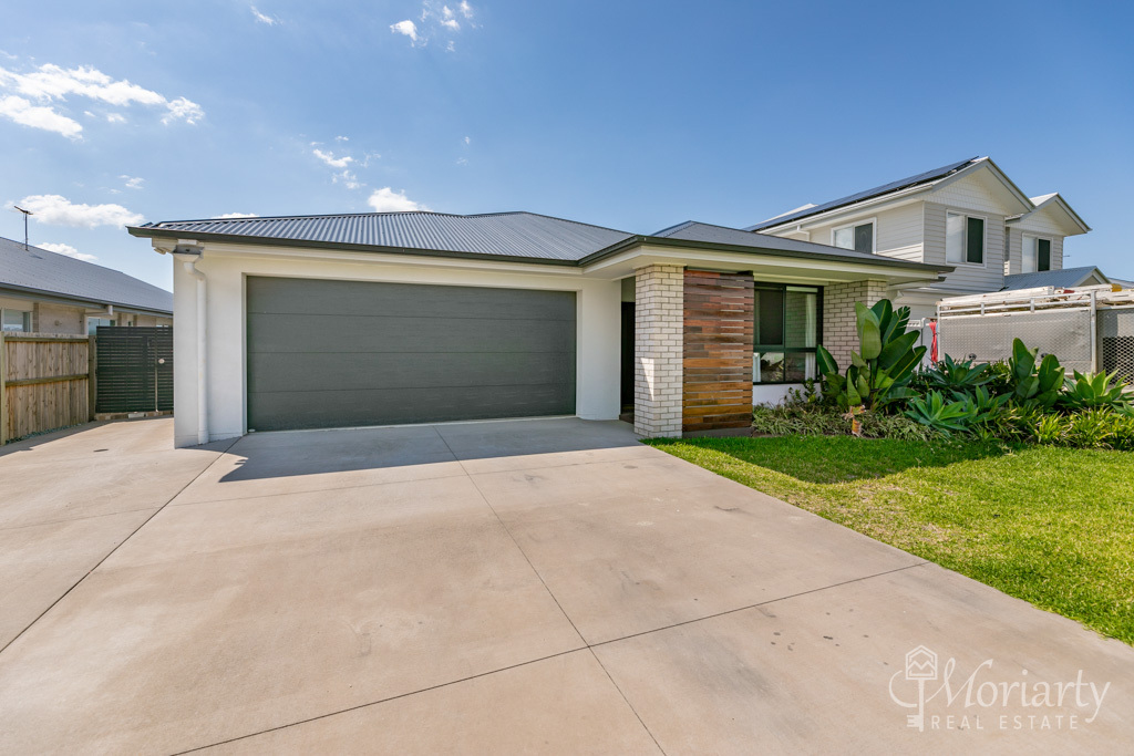 36 Oxbow Cres, Lawnton, QLD 4501