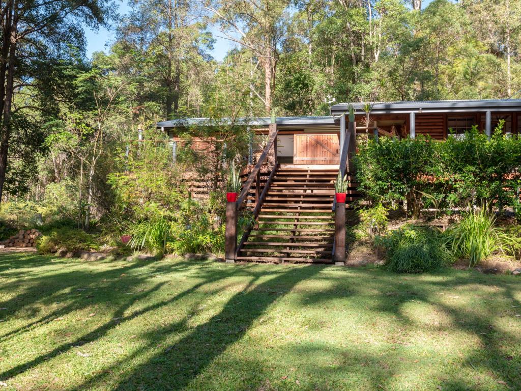 681 Cawongla Rd, Larnook, NSW 2480