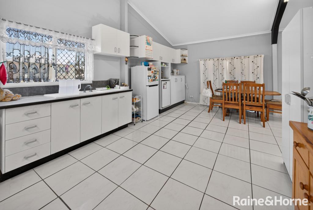 28 Taylor St, Maryvale, QLD 4370